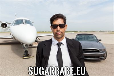 Sugar daddy ist looking for a woman